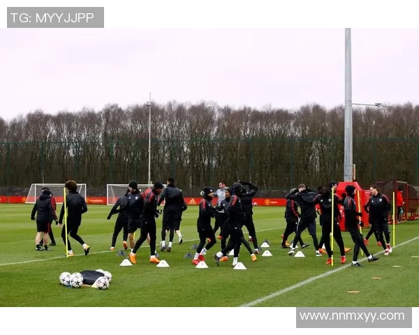 九宫格分析法解读足球球星数据表现助力深度分析和战术研究